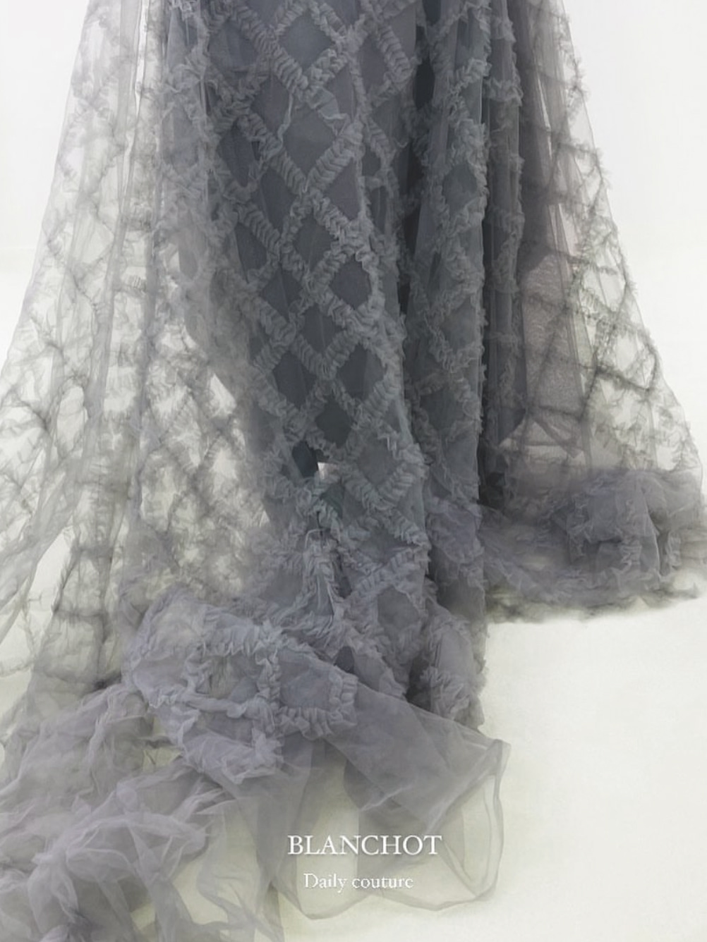 Fog french lace tulle