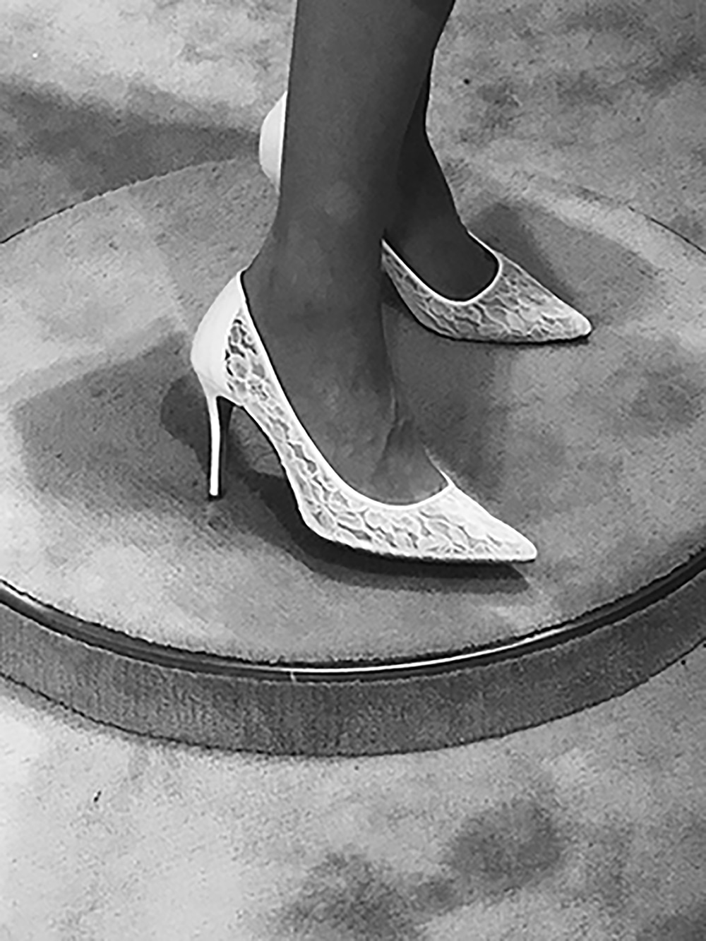 ziven lace heel (white)